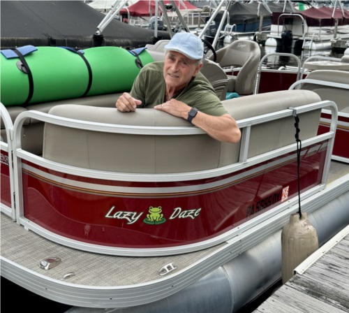 Pontoon boat  Lettering from Joanne C, NJ