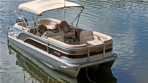 2023 G3 Tritoon Boat Lettering from John H, GA