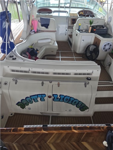 40 ft Regal Commodore 402 Lettering from Robert M, TX