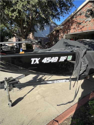 Lowe Stinger 175 Boat Lettering from Savouth M, TX
