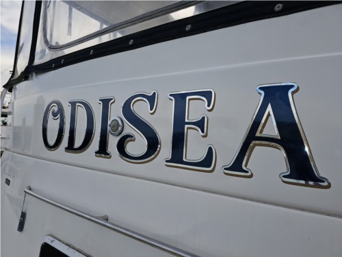 SeaRay 2001 420 Aft Cabin Boat aft Lettering from Heather H, CA