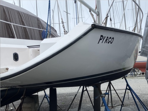 Colgate 26 Hull Lettering from steven c, RI
