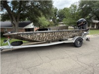 2026 Avid Commander 18 Boat Lettering from Branson W, TX